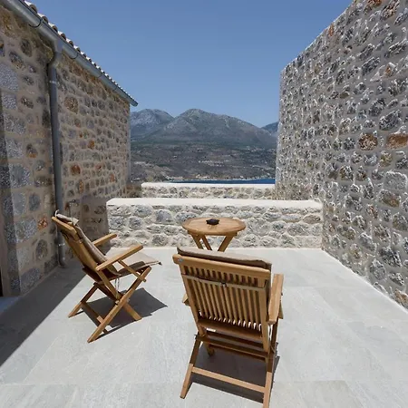 Ermis-apea Holiday home Limeni