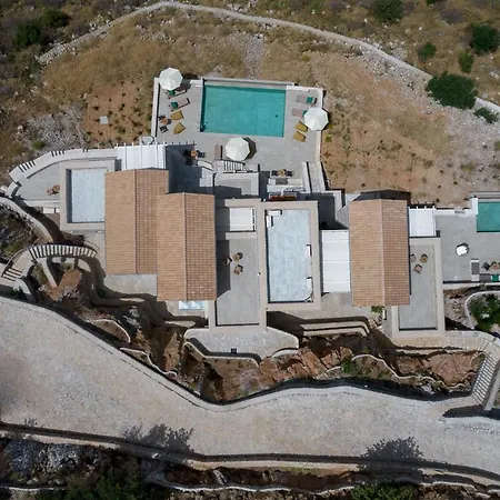 Ermis-apea Feriehus Liménion