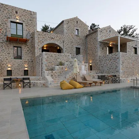 Ermis-apea Holiday home Limeni